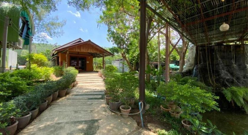 Oyo 966 Boss Khaoyai Hotel Ban Bung Toei Exterior foto