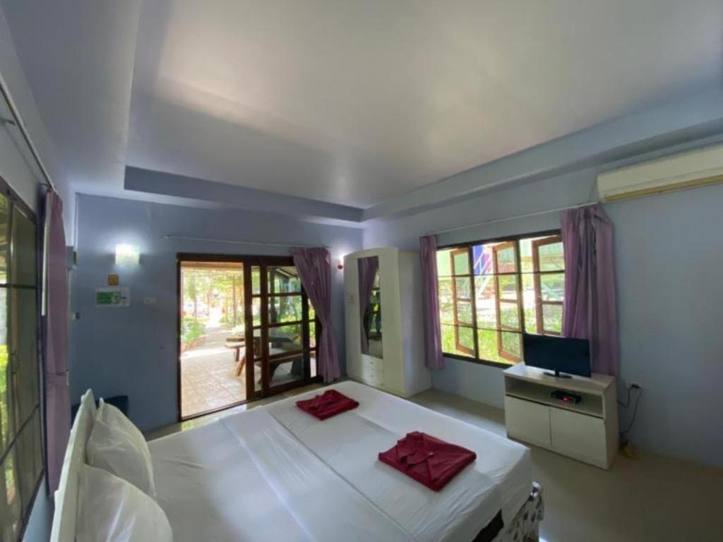 Oyo 966 Boss Khaoyai Hotel Ban Bung Toei Exterior foto