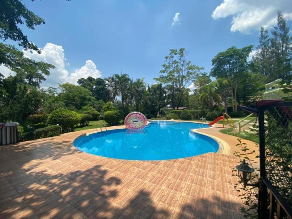 Oyo 966 Boss Khaoyai Hotel Ban Bung Toei Exterior foto