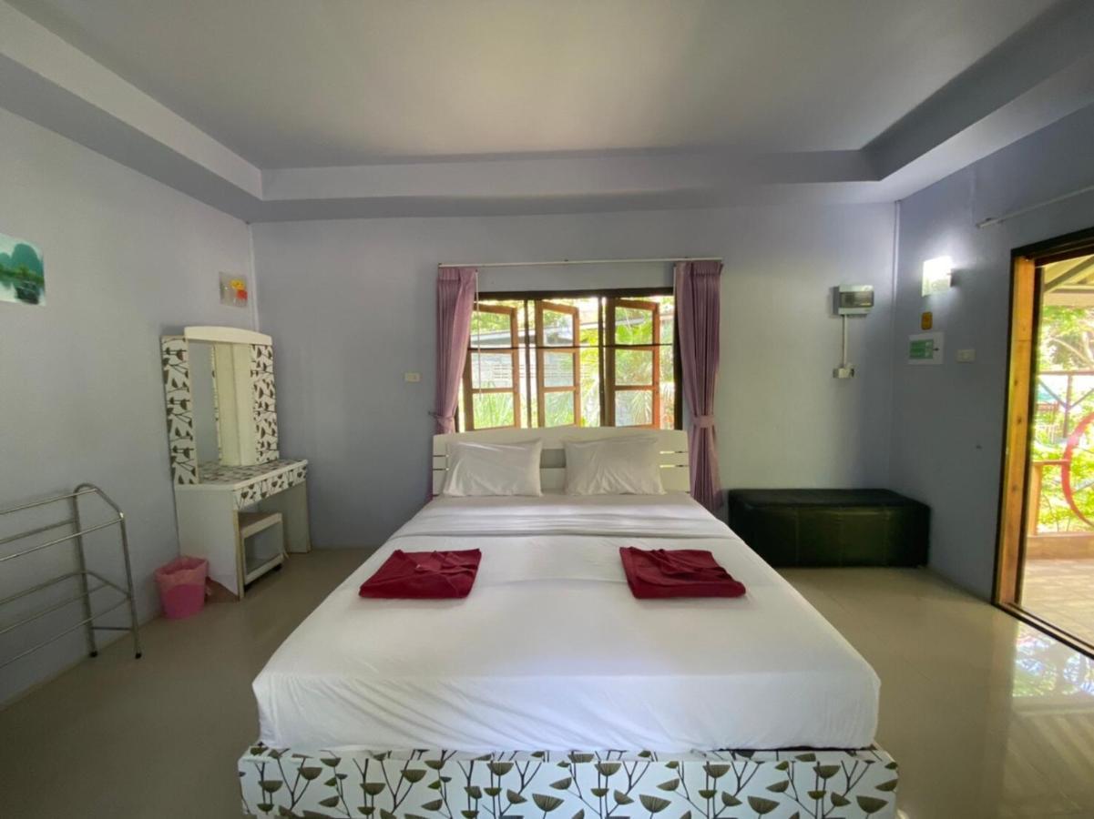 Oyo 966 Boss Khaoyai Hotel Ban Bung Toei Exterior foto